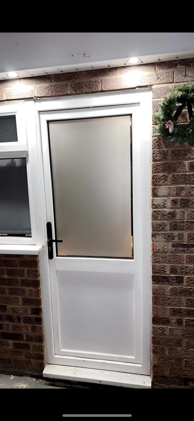 Plain Privacy Window Vinyl - Image 4